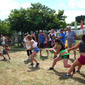 Tir à la corde enfants